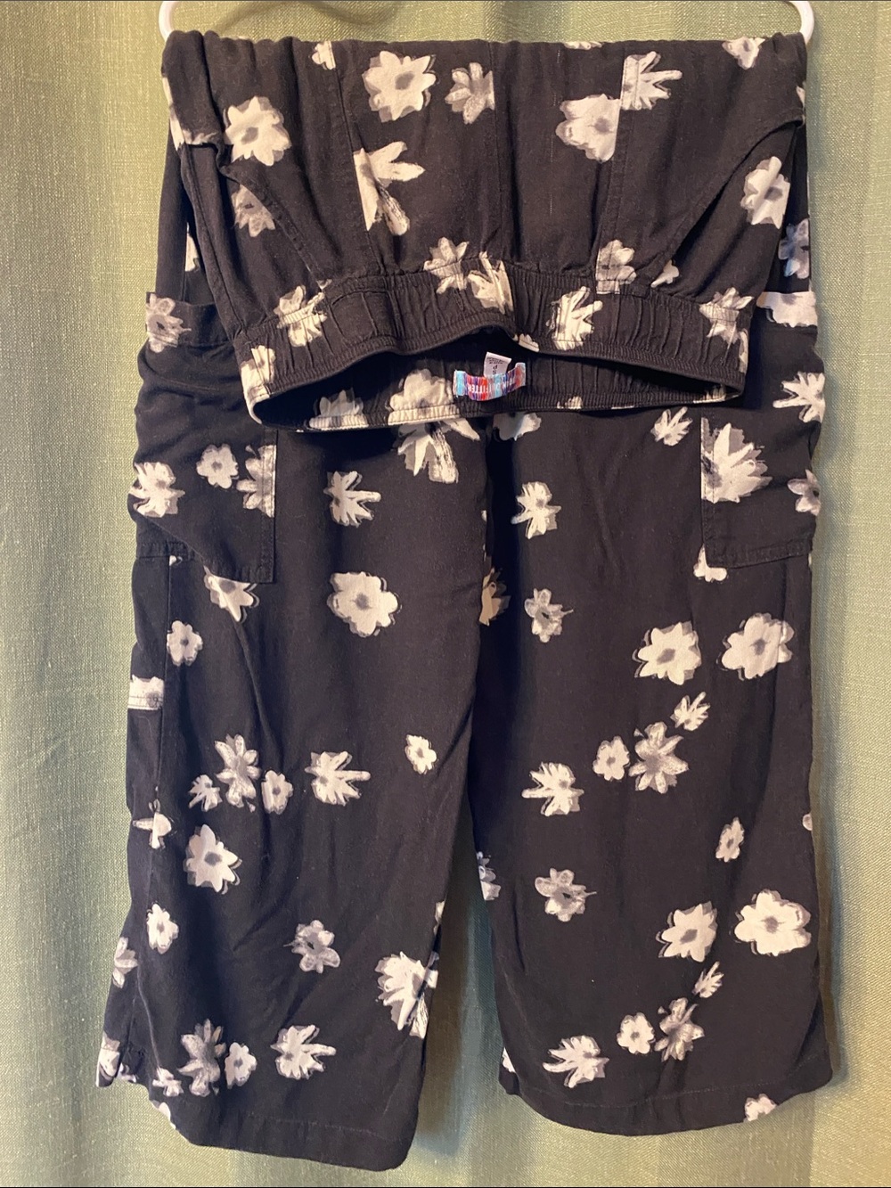 Urban Outfitters Black Floral Pull-On Kids Shorts